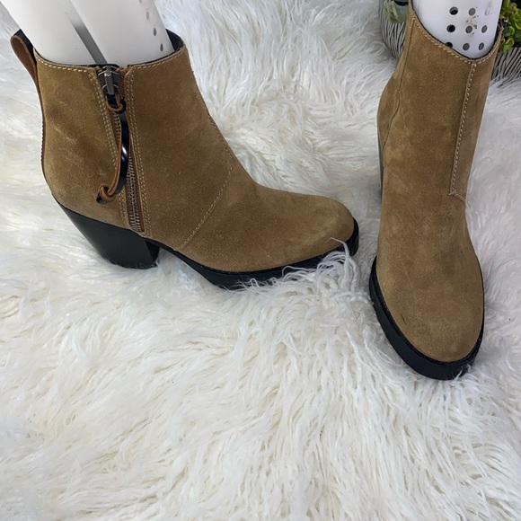 🌻🧝‍♀️-Acne Studio Boots-🧝‍♀️🌻 - Picture 1 of 11